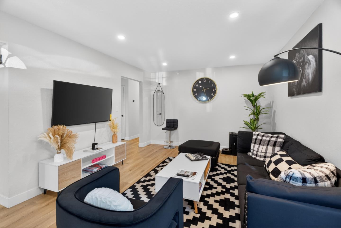 10230 Griffith Street