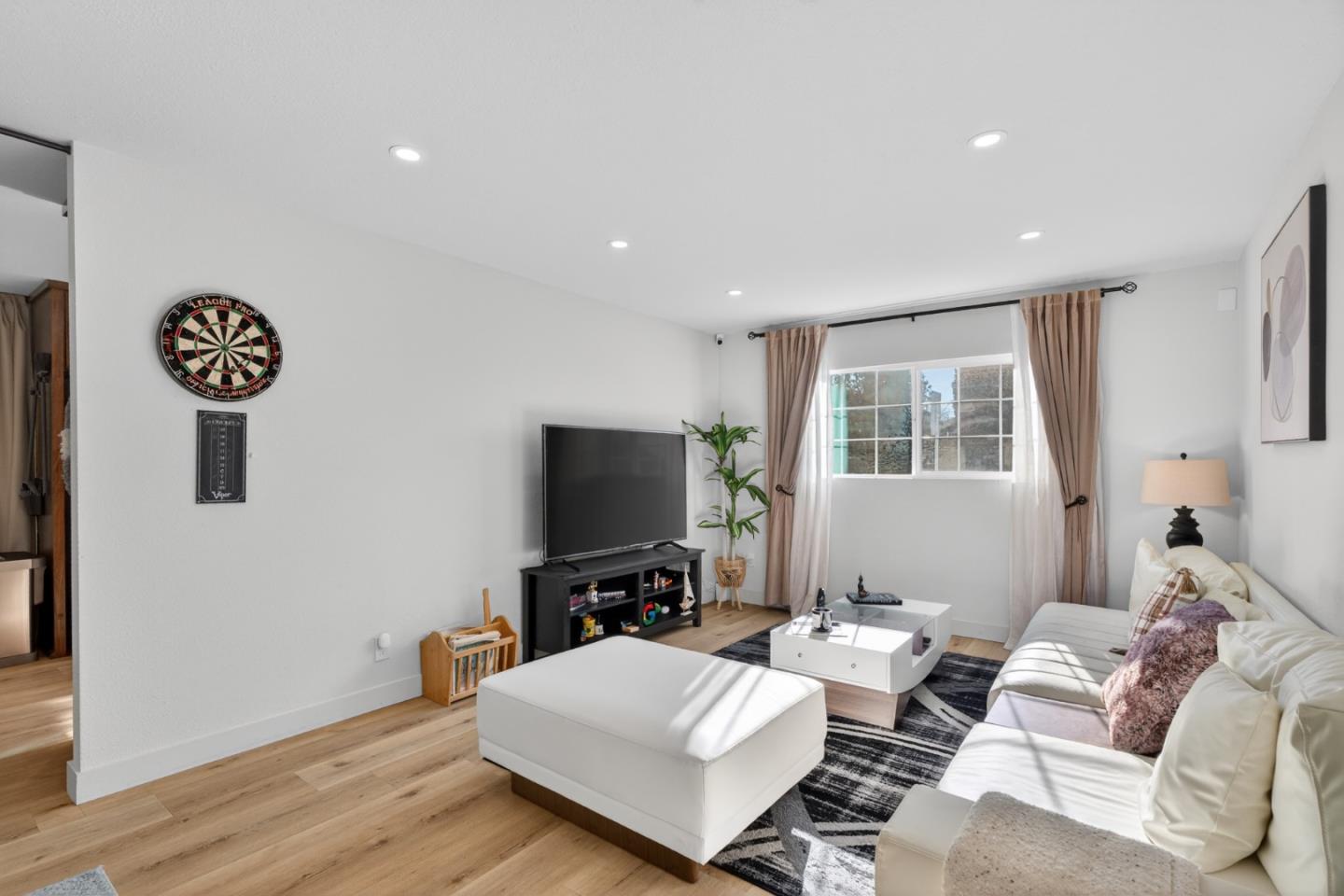 10230 Griffith Street