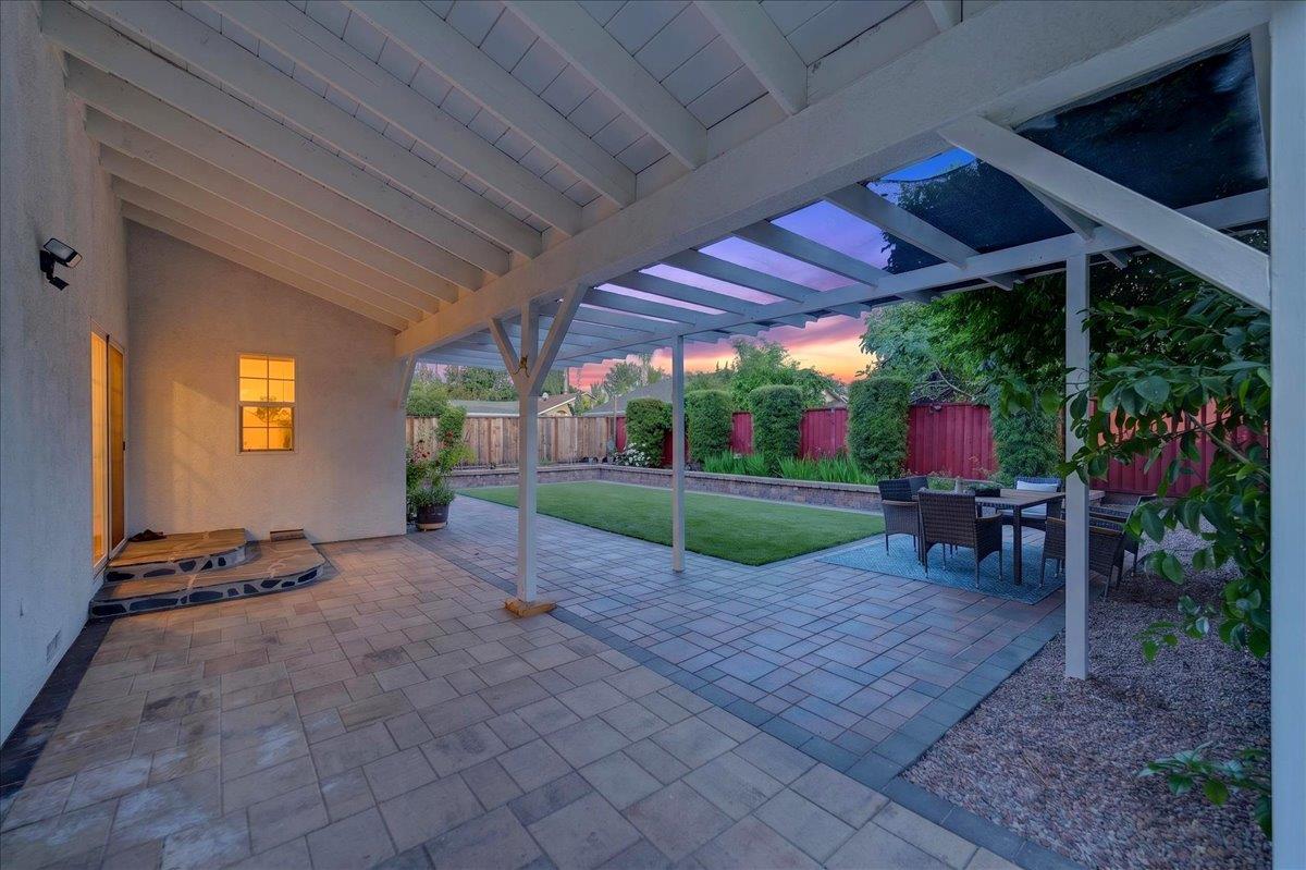 5841 Santa Teresa Boulevard