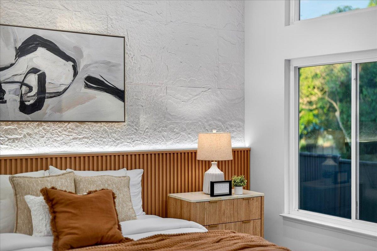 3512 Pleasant Crest Drive