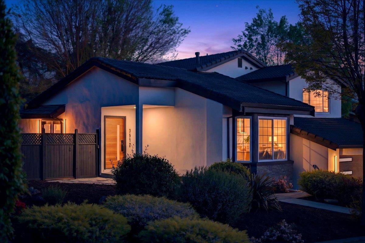 3512 Pleasant Crest Drive