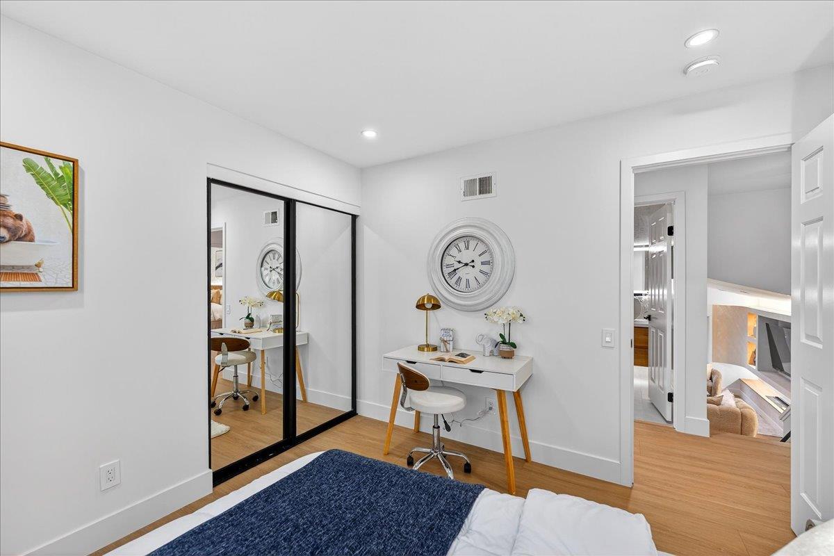 3512 Pleasant Crest Drive