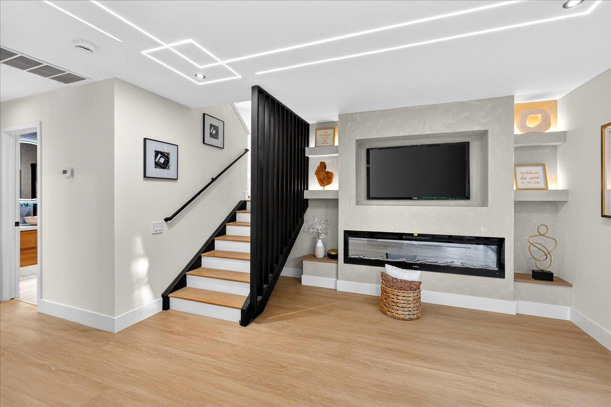 3512 Pleasant Crest Drive