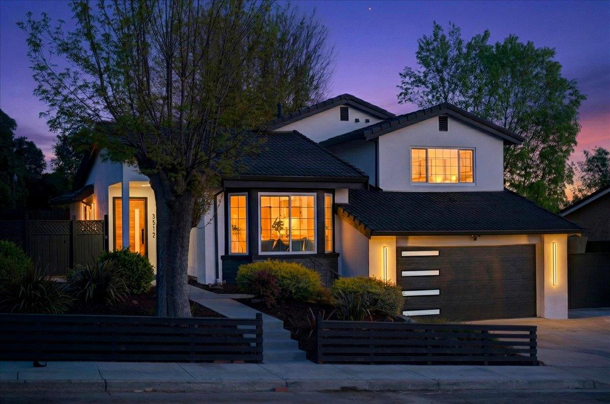 3512 Pleasant Crest Drive