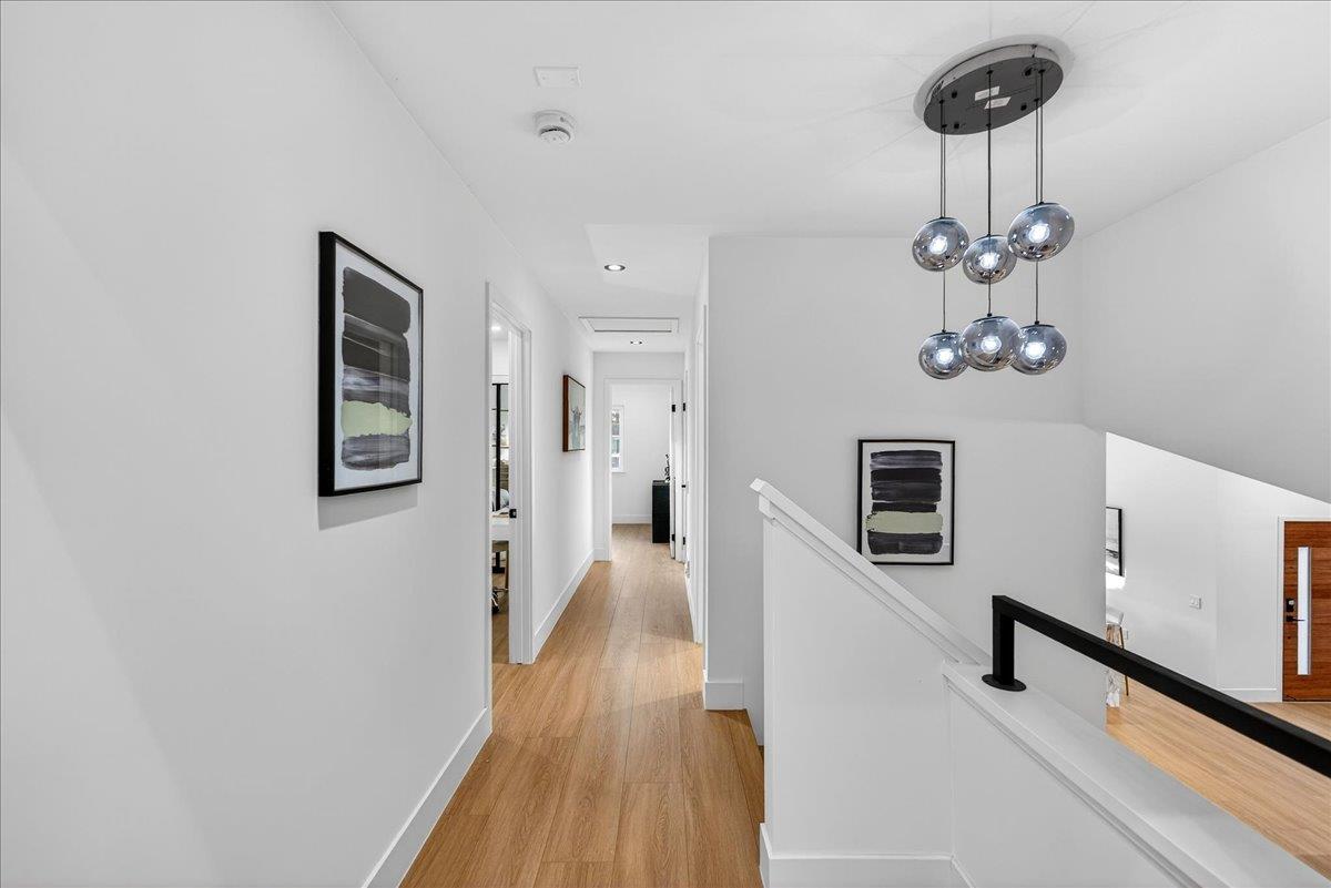 3512 Pleasant Crest Drive