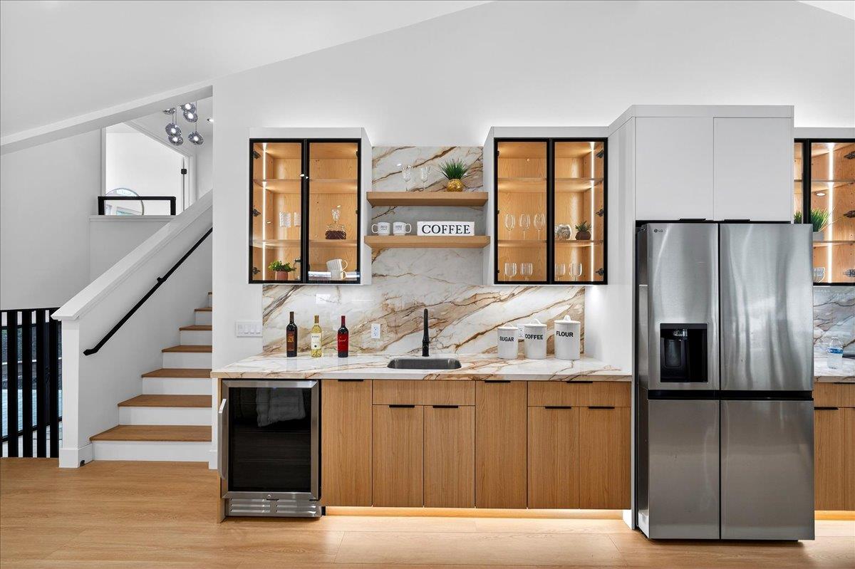 3512 Pleasant Crest Drive