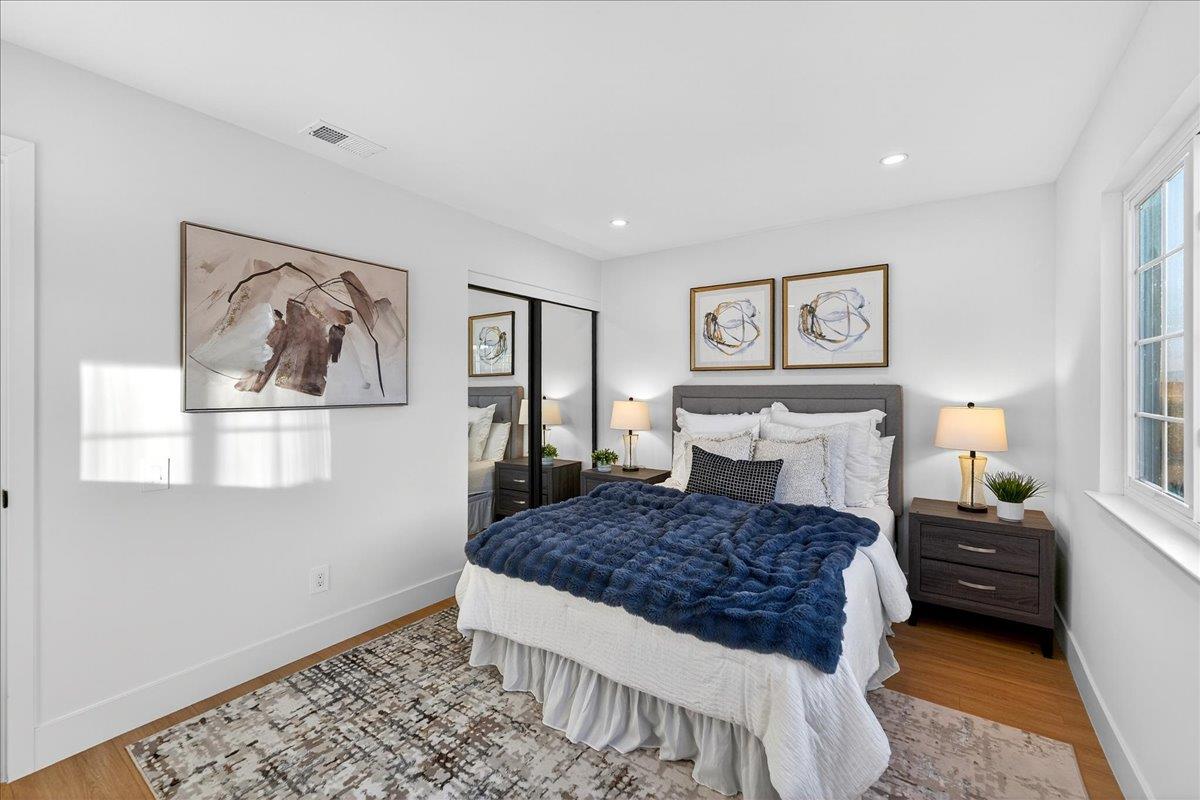 3512 Pleasant Crest Drive