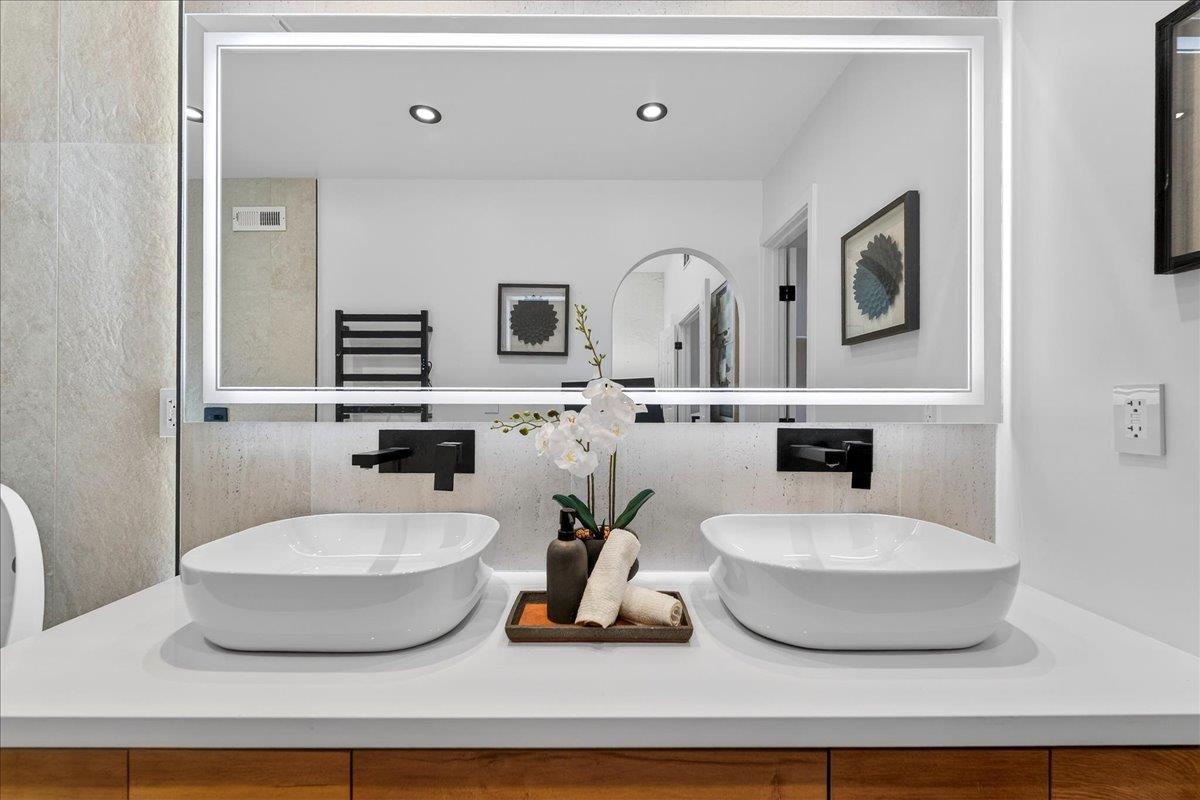 3512 Pleasant Crest Drive