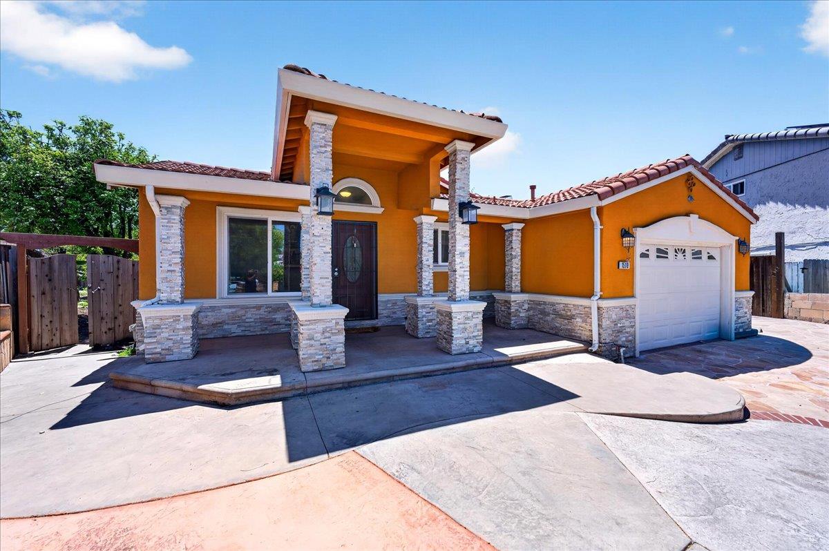 1519 Mount Everest Court