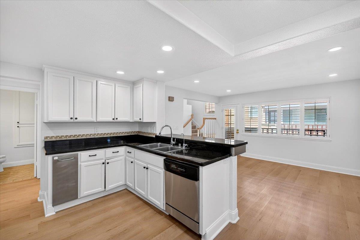 545 Mill River
