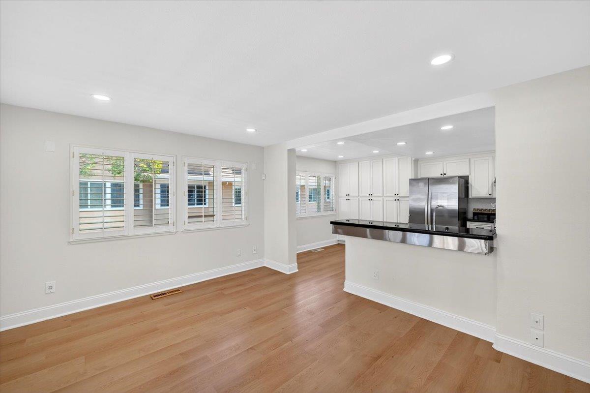 545 Mill River