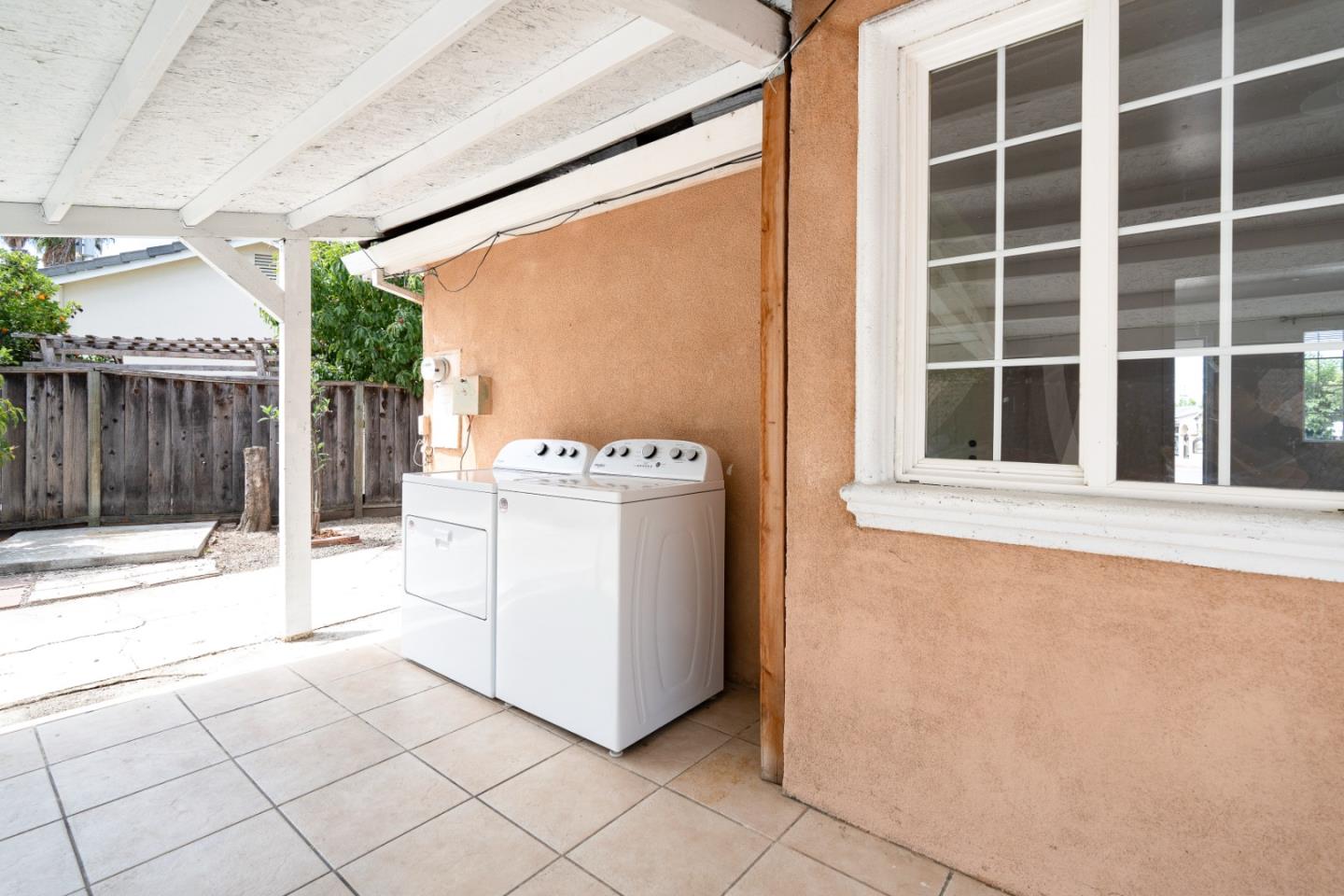 1032 Sinbad AVE
