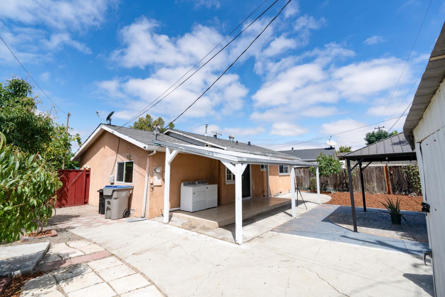 1032 Sinbad AVE
