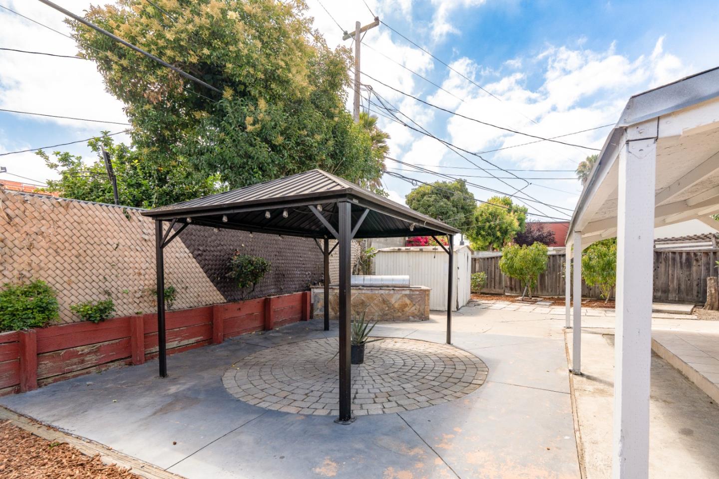 1032 Sinbad AVE