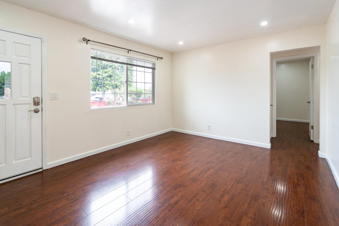 1032 Sinbad AVE
