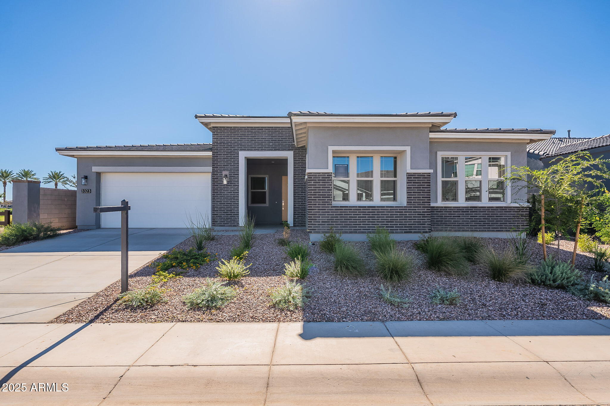 3323 W SUNSTONE Drive