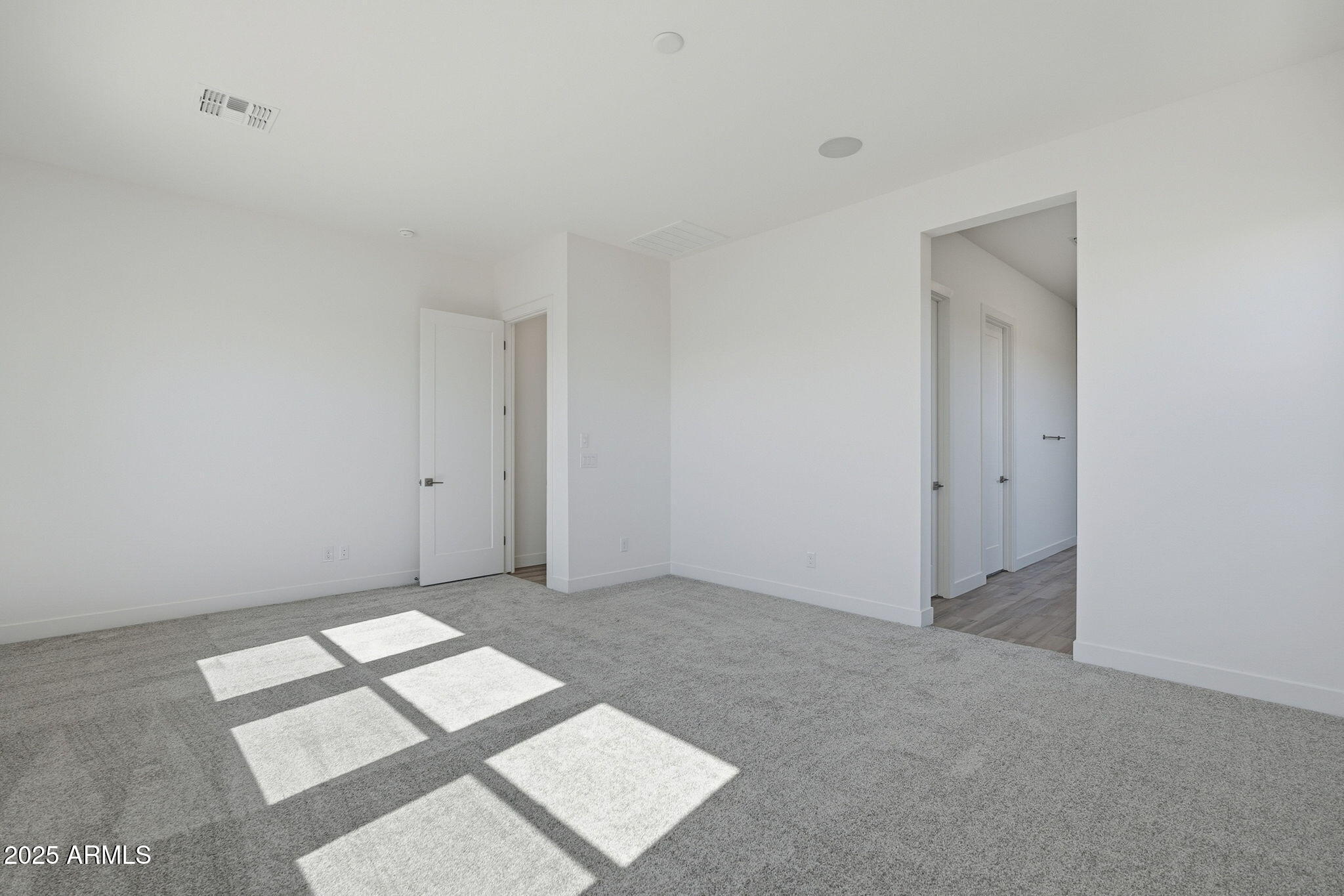 3323 W SUNSTONE Drive