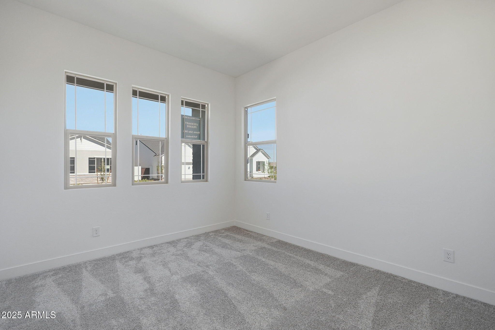 3323 W SUNSTONE Drive
