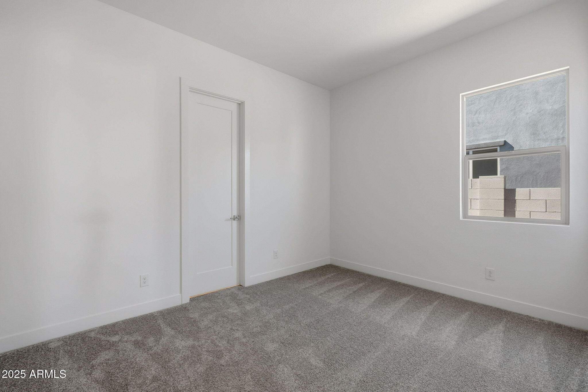 3323 W SUNSTONE Drive