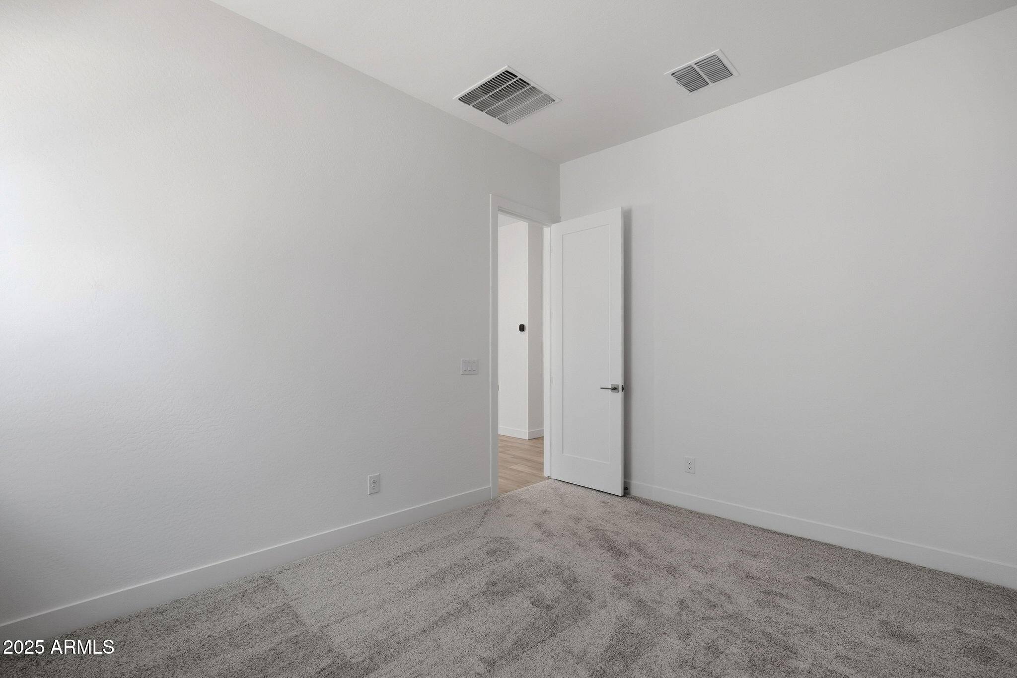3323 W SUNSTONE Drive