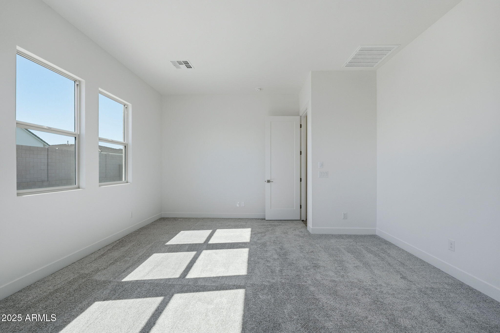 3323 W SUNSTONE Drive