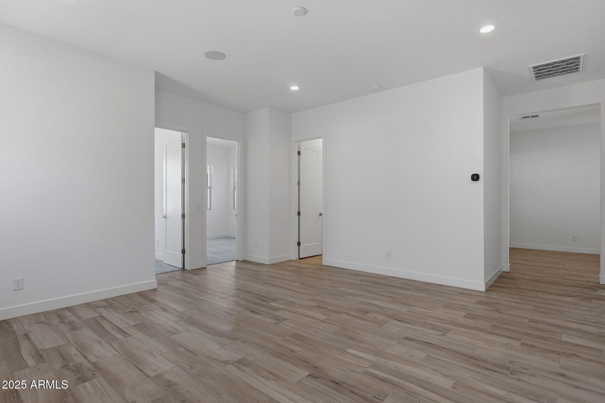 3323 W SUNSTONE Drive