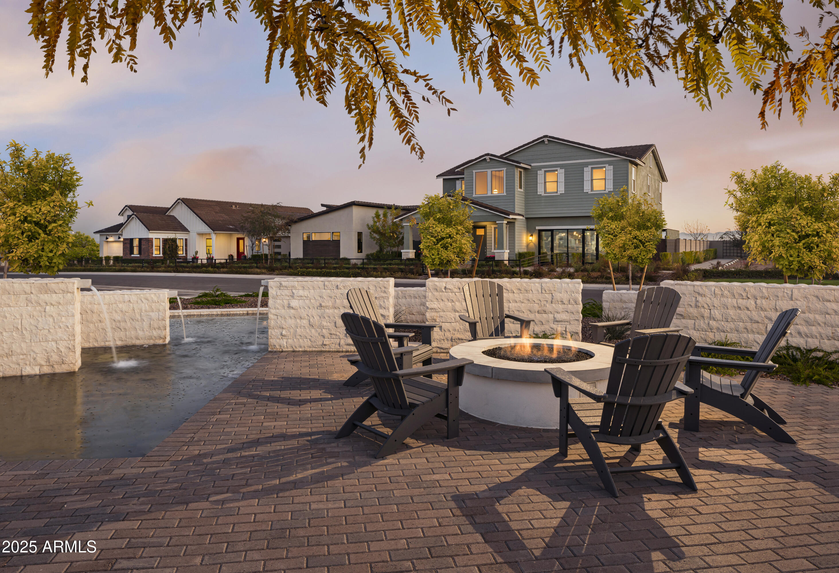 3323 W SUNSTONE Drive