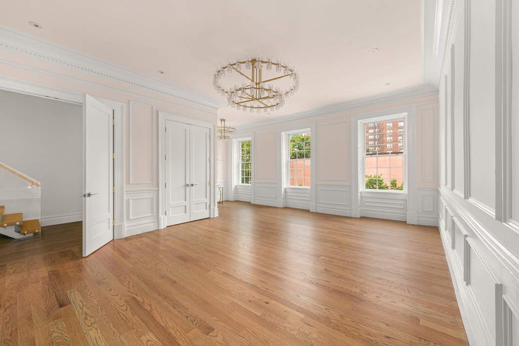 340 W 23rd Street