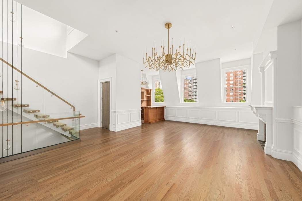 340 W 23rd Street