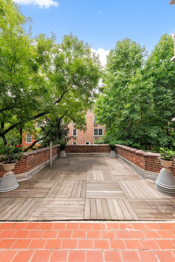 340 W 23rd Street