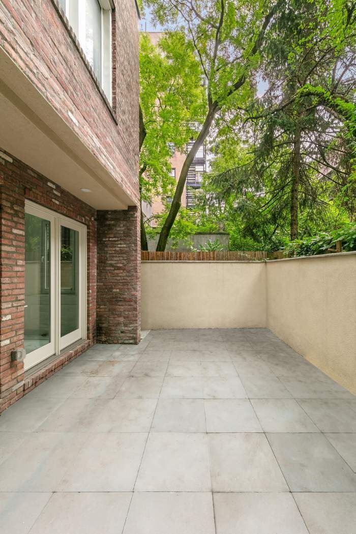 340 W 23rd Street