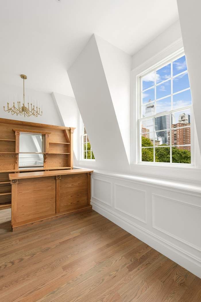 340 W 23rd Street
