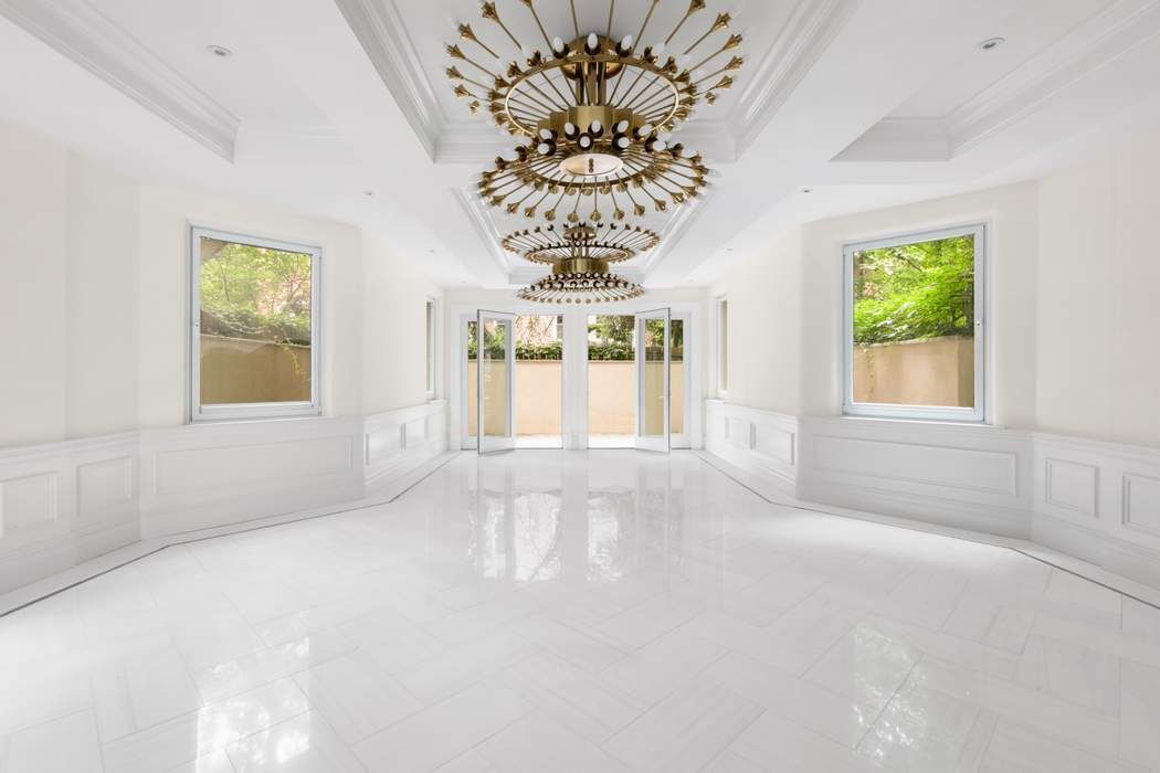 340 W 23rd Street