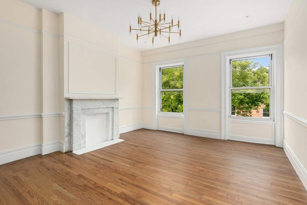 340 W 23rd Street
