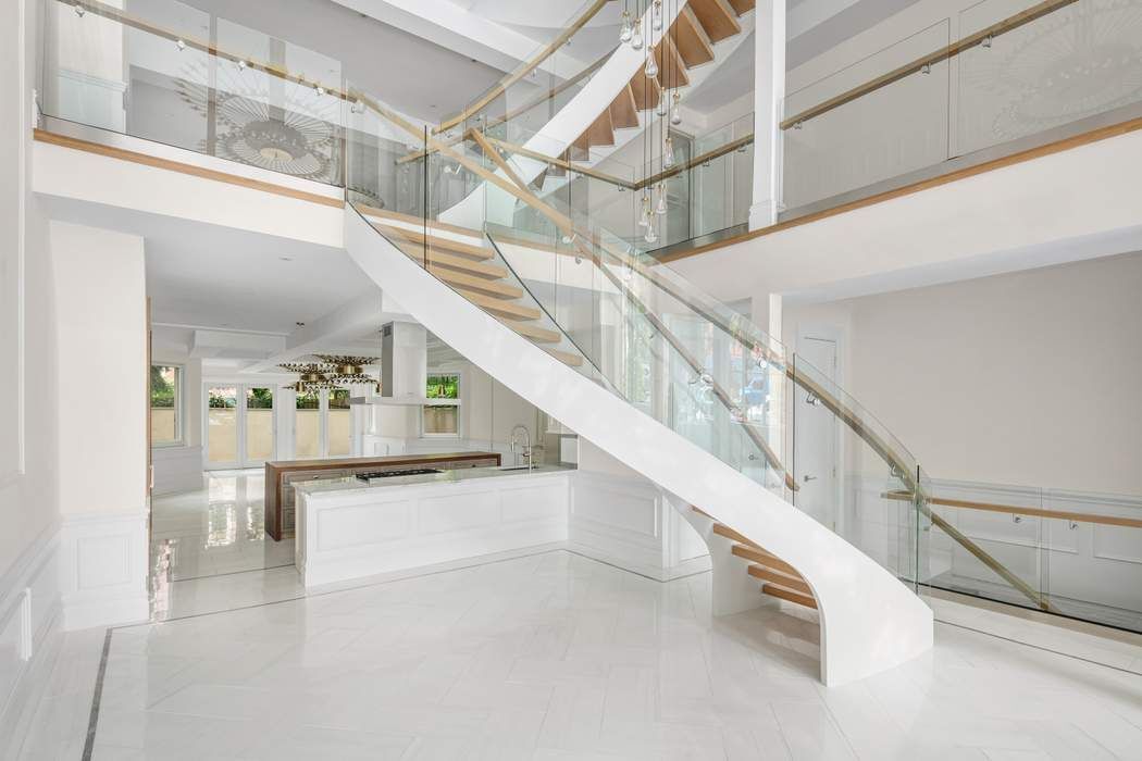 340 W 23rd Street
