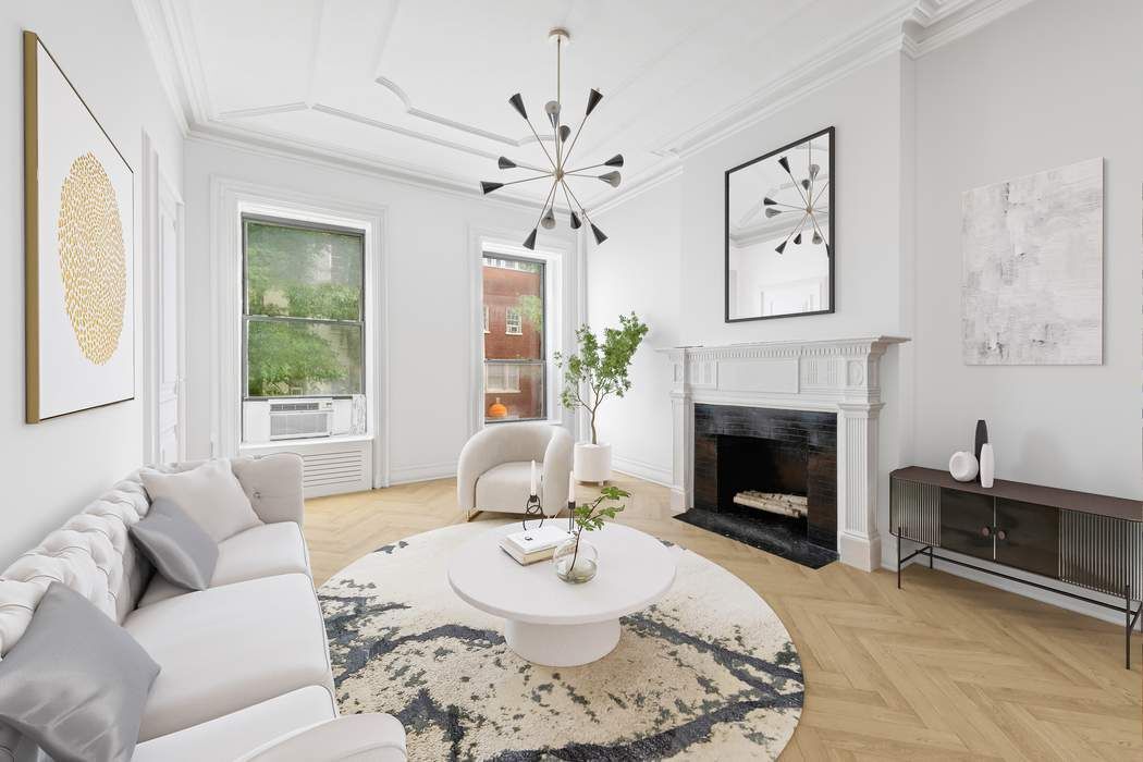 130 E 61st Street 2A