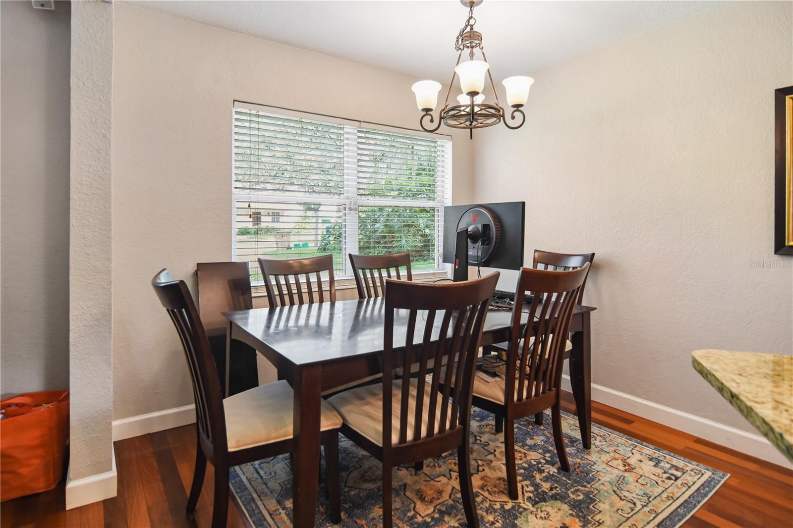 305 SAINT AUGUSTINE AVE