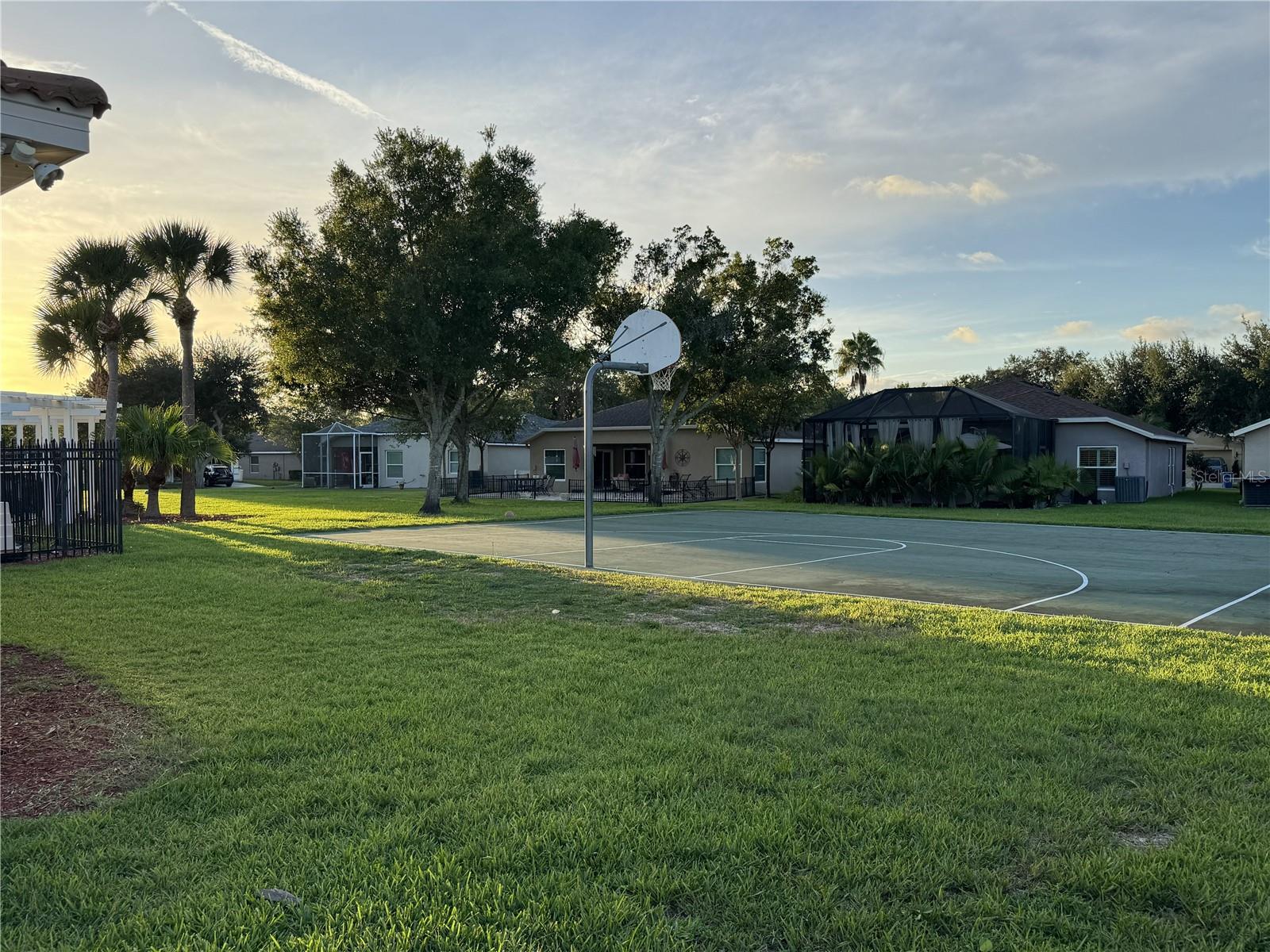 12280 COUNTRY WHITE CIR