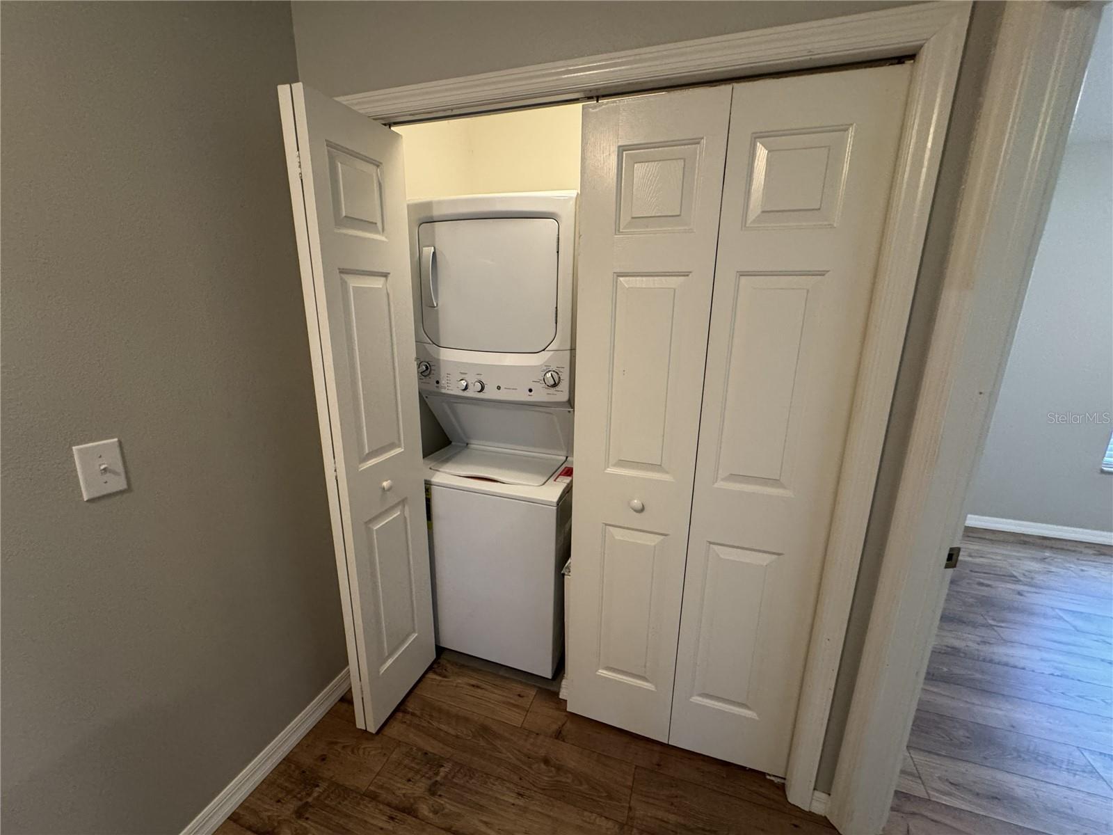 12280 COUNTRY WHITE CIR