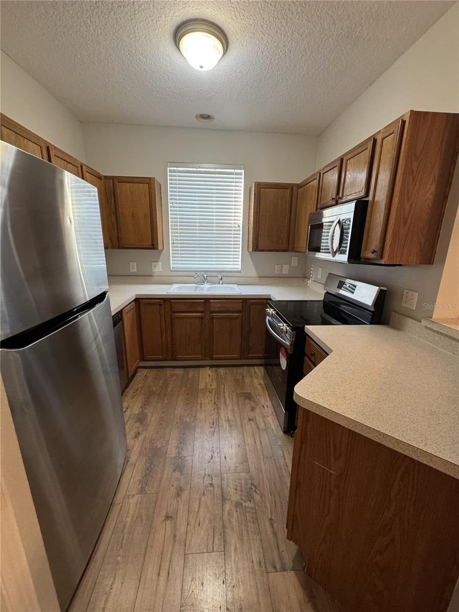 12280 COUNTRY WHITE CIR