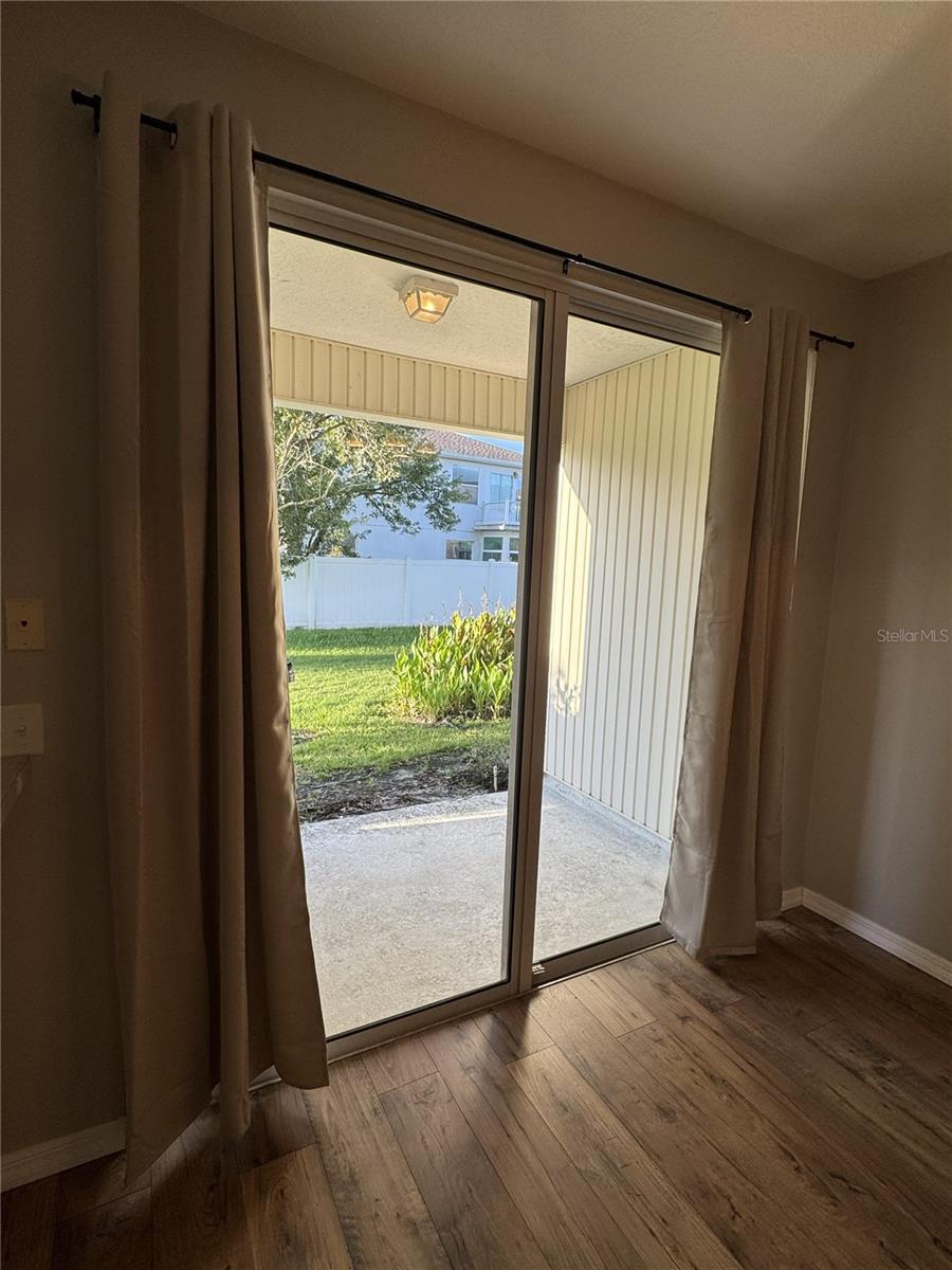 12280 COUNTRY WHITE CIR