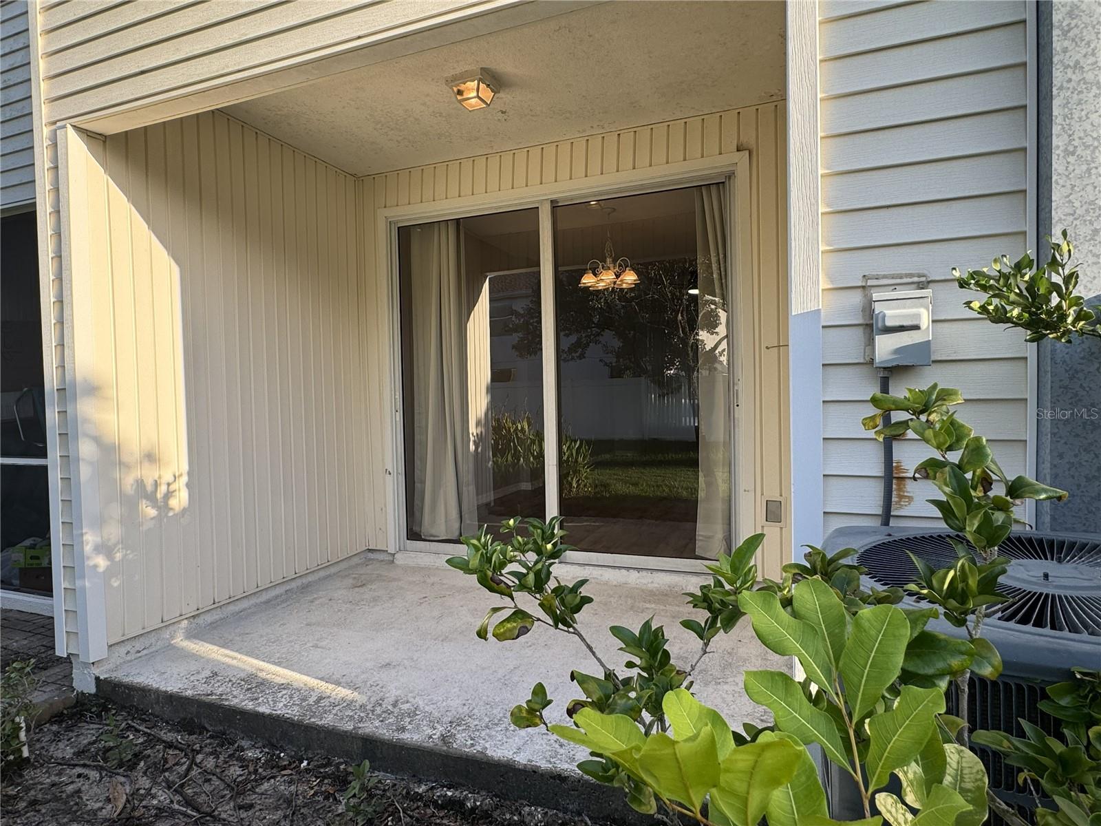 12280 COUNTRY WHITE CIR