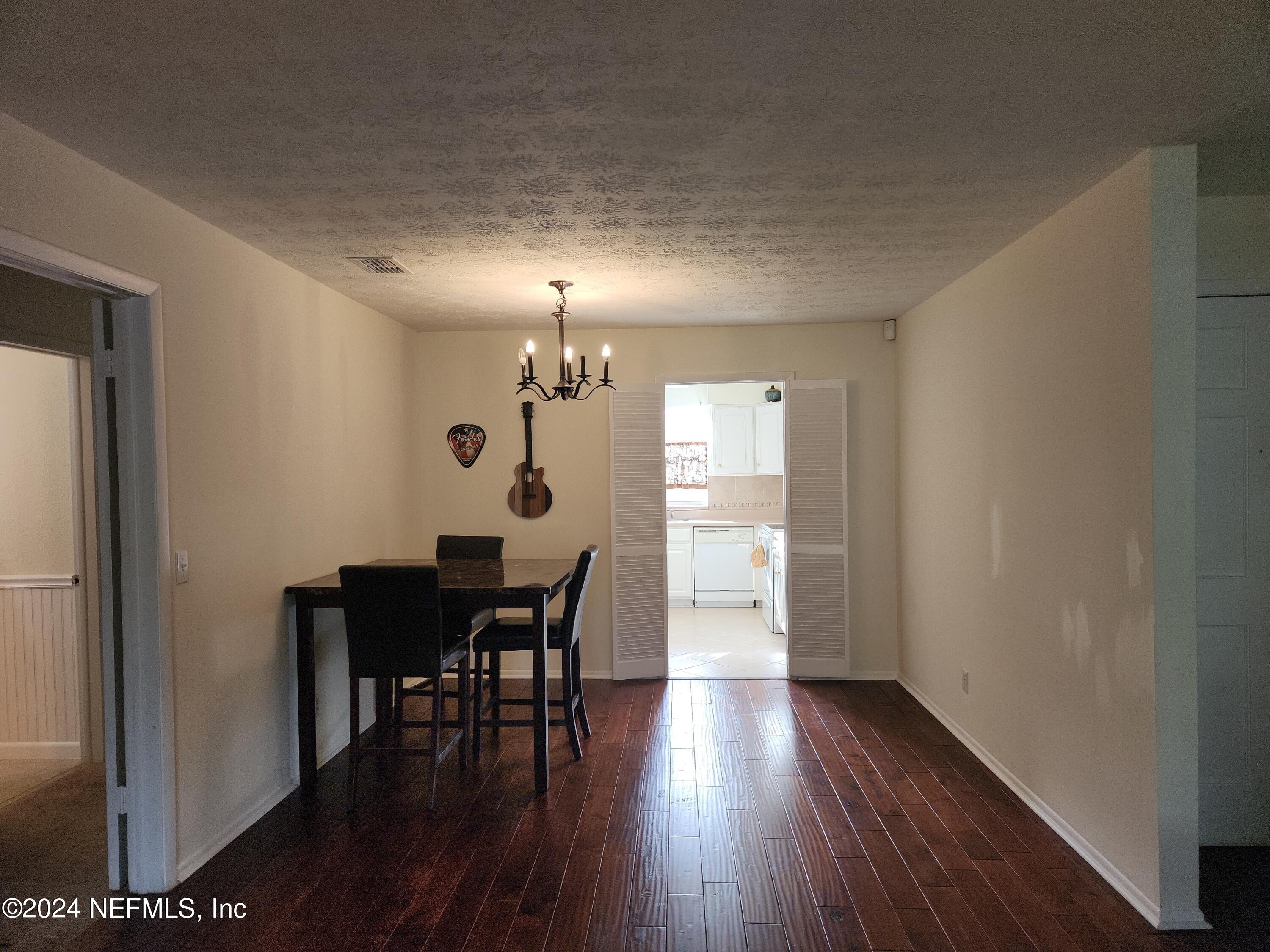 4915 BAYMEADOWS Road, 4C