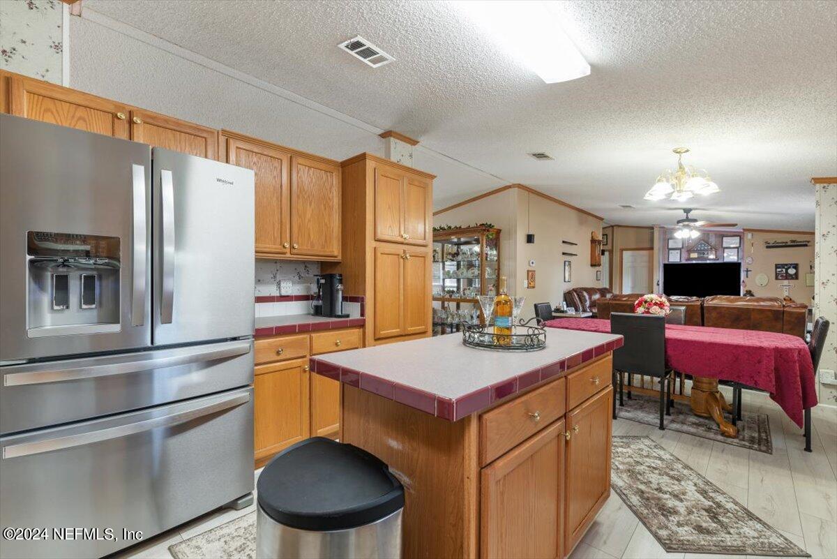 7205 PAUL HOWARD Drive