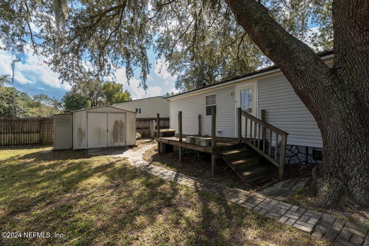 7205 PAUL HOWARD Drive