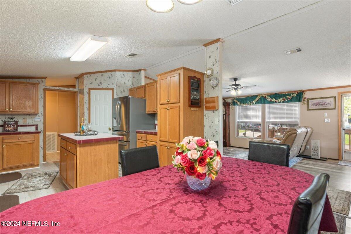 7205 PAUL HOWARD Drive