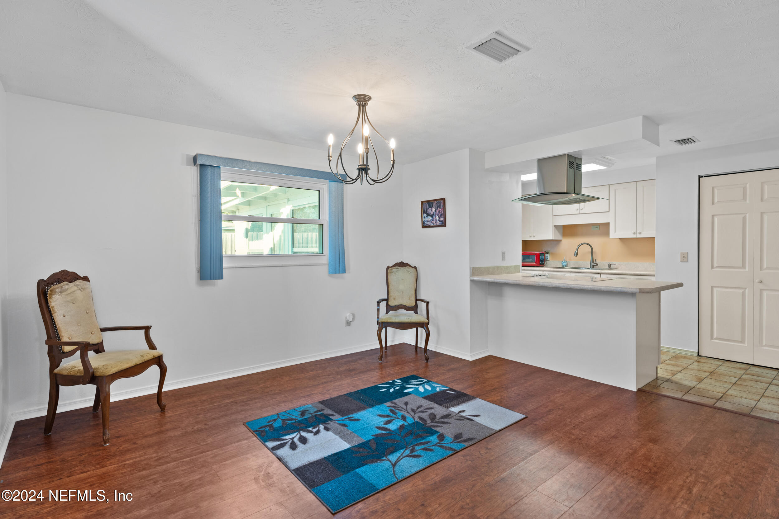 11406 AMERICANA Lane