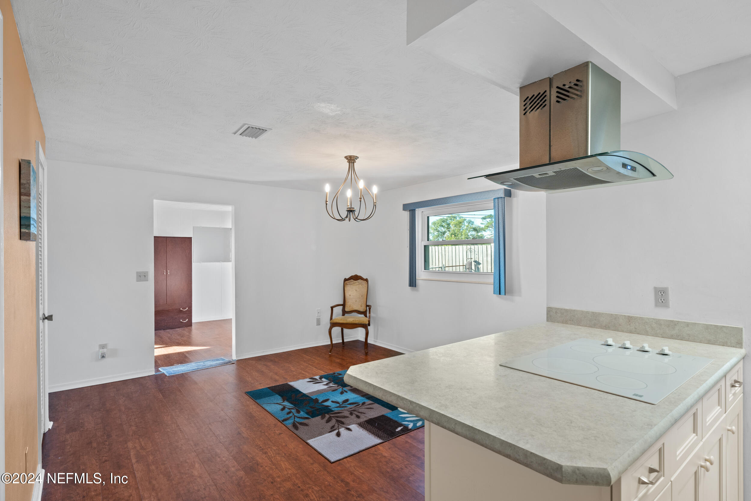 11406 AMERICANA Lane