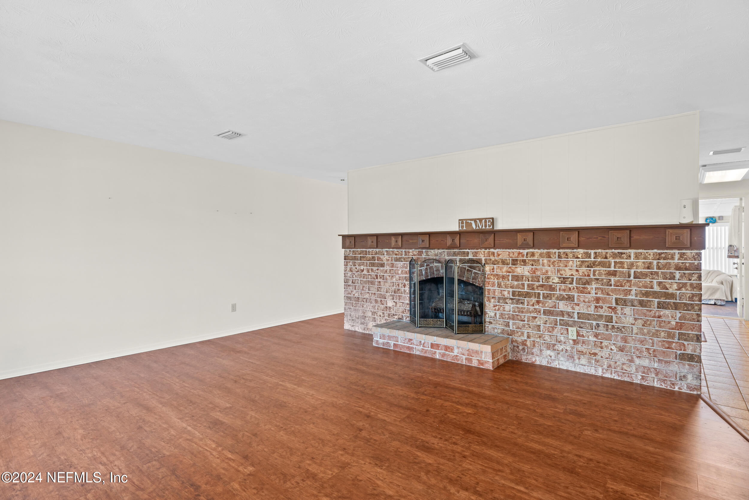 11406 AMERICANA Lane