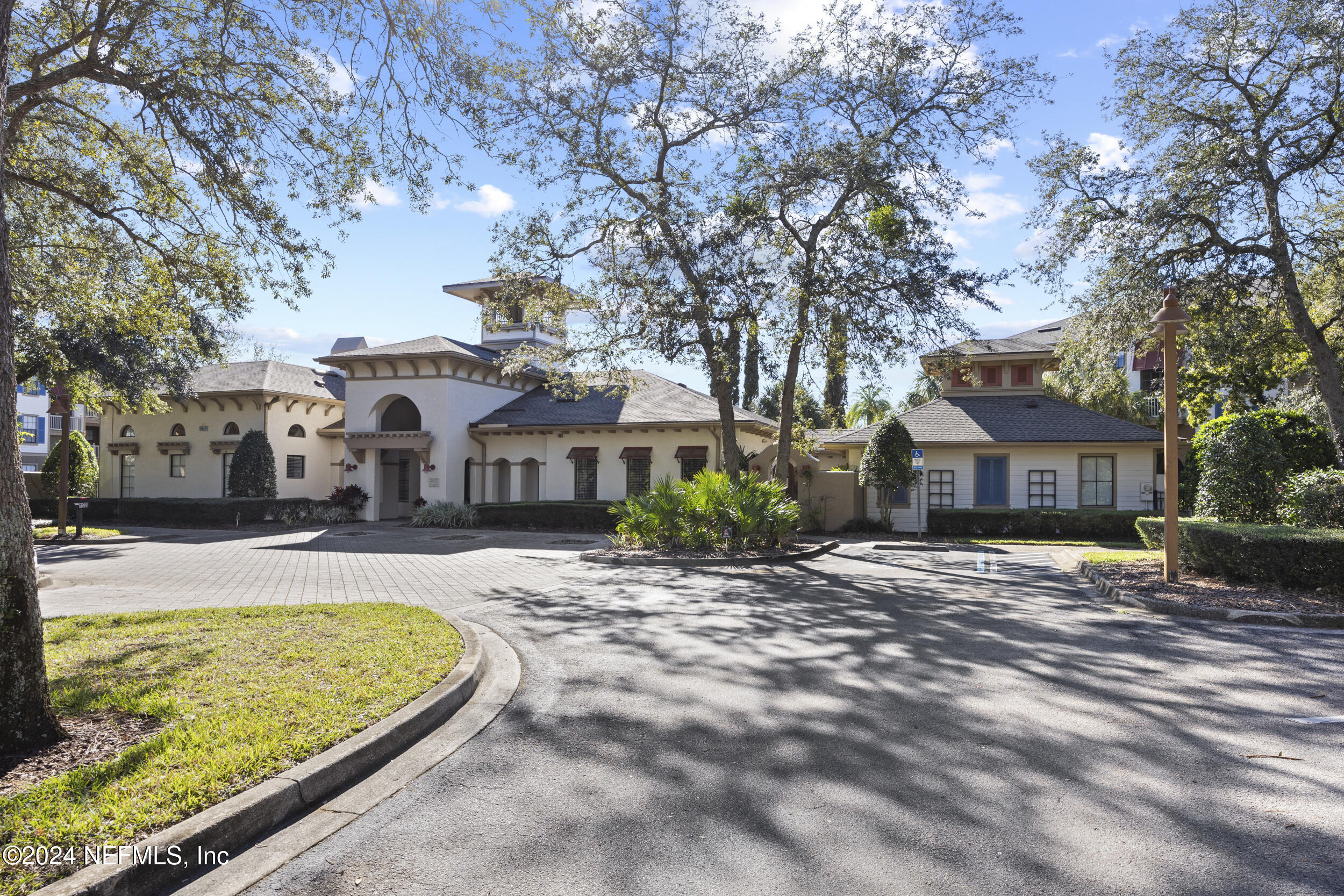 12700 BARTRAM PARK Boulevard 811